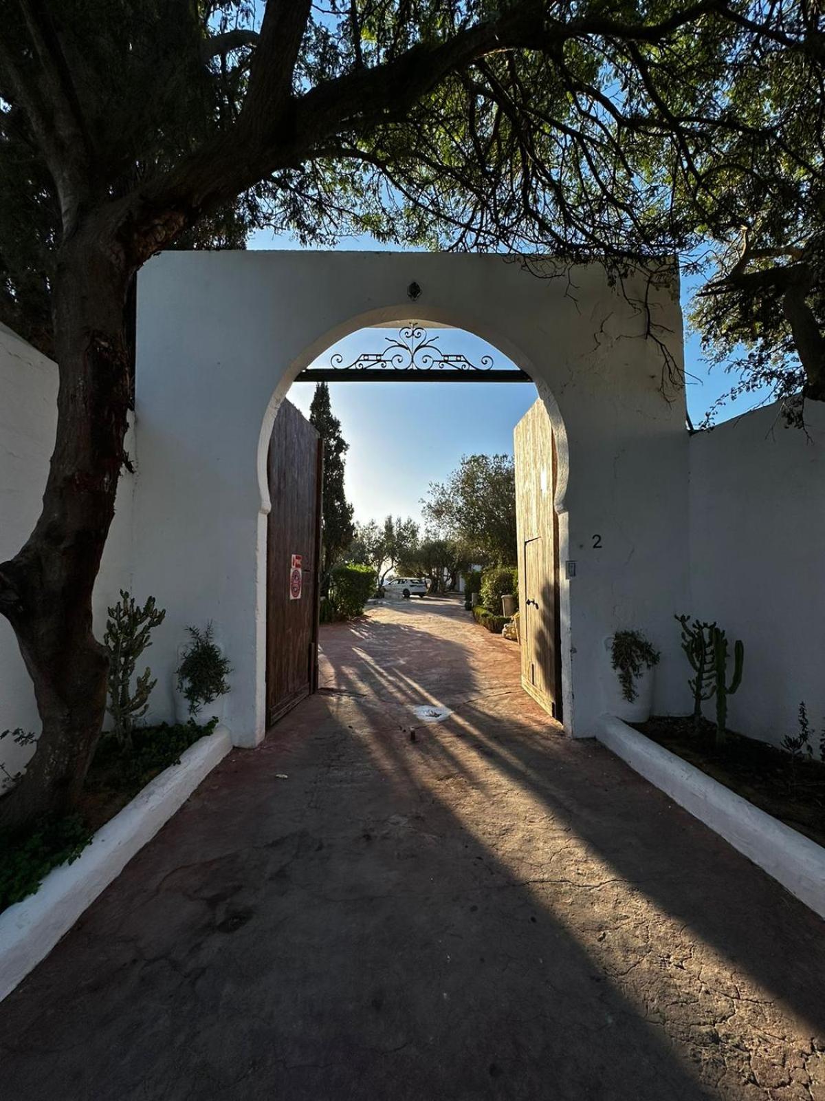 Si Brahim Studio Piscine, Sidi Bou Ali Exterior foto
